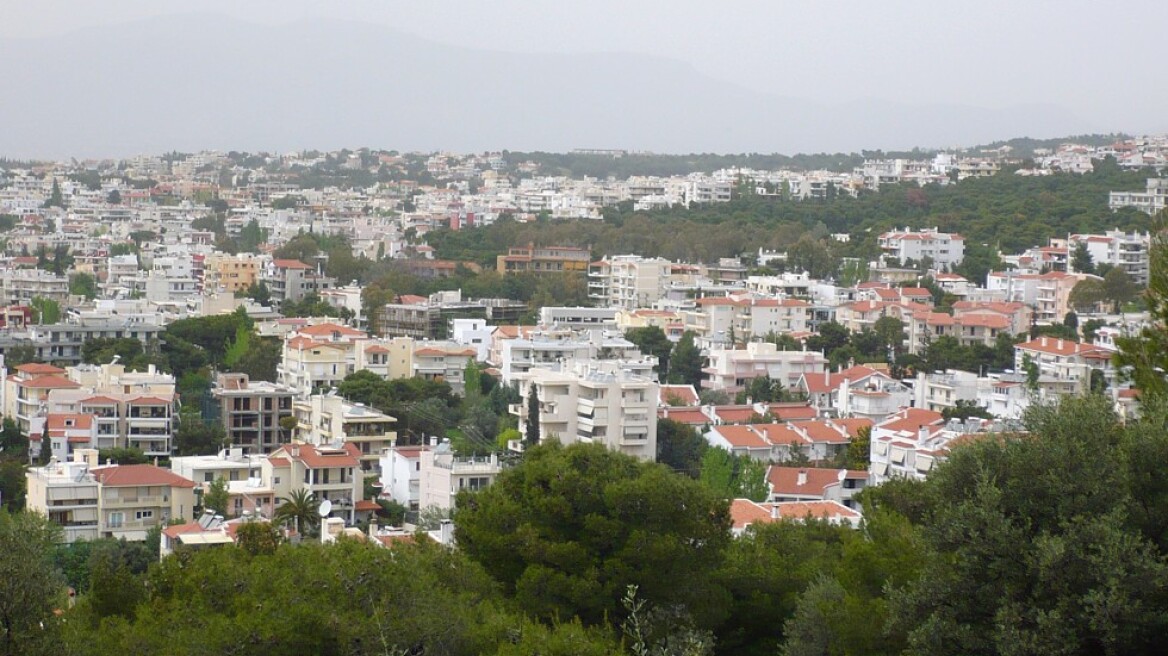 Τιμές ακινήτων: Γιατί ανεβαίνουν στο κέντρο και τα νότια και πέφτουν στα βόρεια;