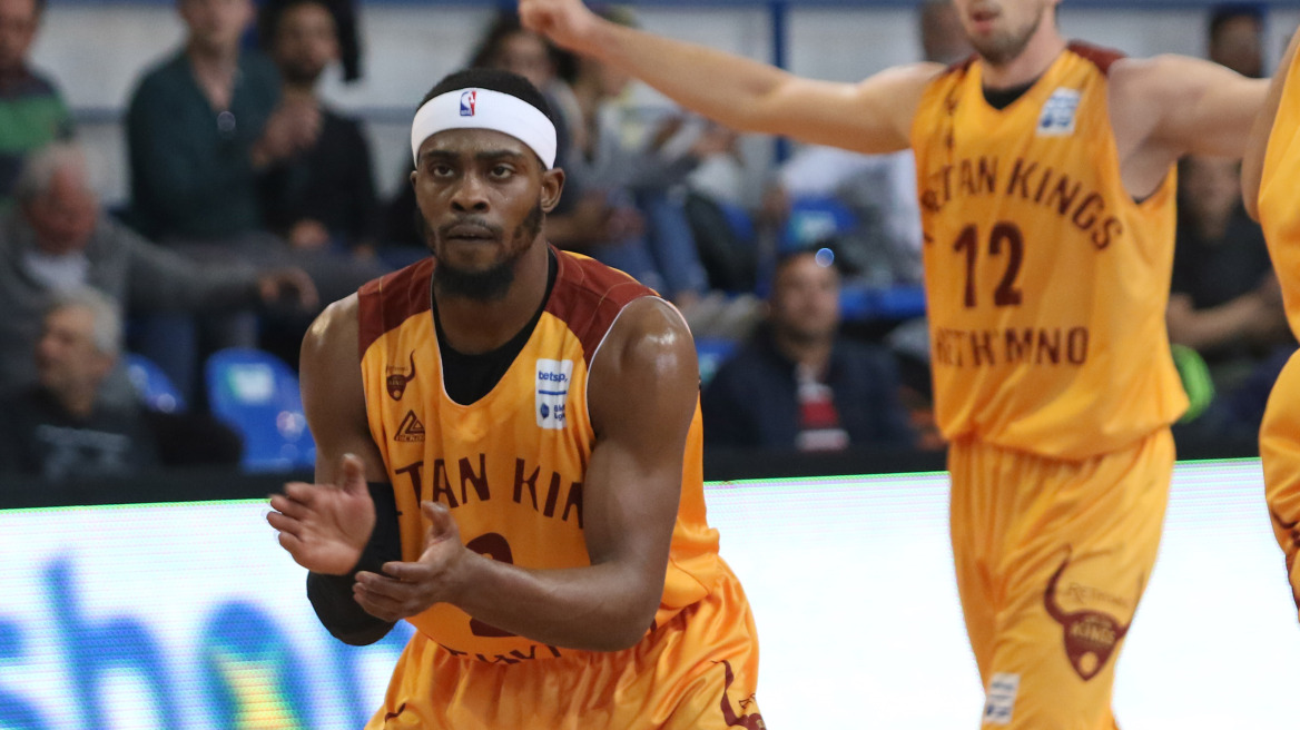 Basket League: Ντύθηκε… Καλάθης και πέτυχε μυθικό triple-double σε 22 λεπτά ο Χίκι!