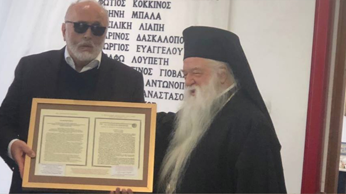 Ο Κουρουμπλής «εξαφάνισε» τις αναρτήσεις του με τον Αμβρόσιο μετά την κατσάδα απ' τον Σκουρλέτη