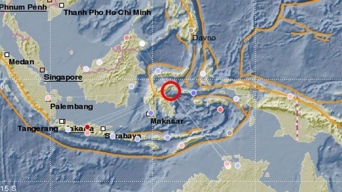 Σεισμός 6,8 Ρίχτερ στην Ινδονησία - Προειδοποίηση για τσουνάμι