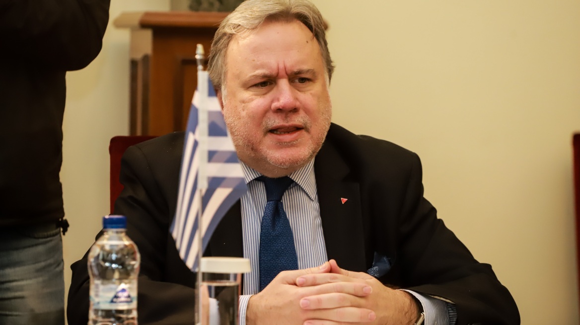 Κατρούγκαλος: Τα έγγραφα Καμμένου θα διαβιβαστούν άμεσα στον αρμόδιο εισαγγελέα