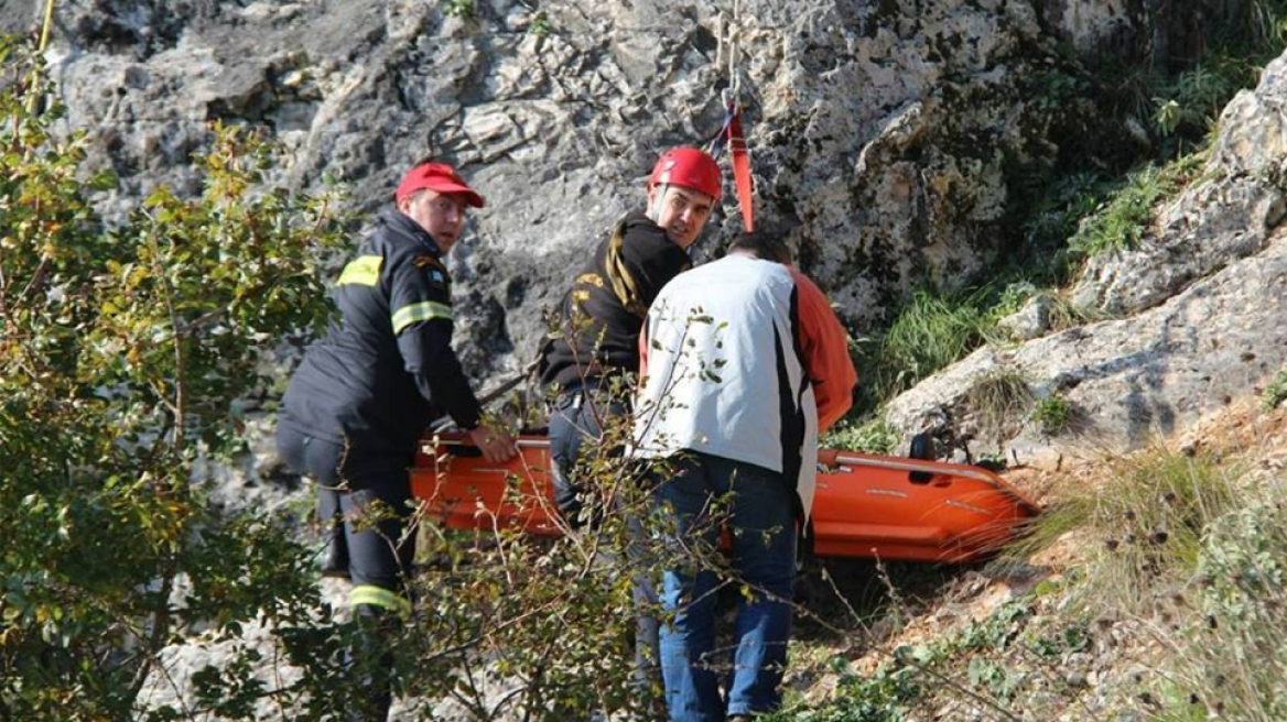 Τραγωδία στο Ξυλόκαστρο: Νεκροί οι τρεις περιπατητές