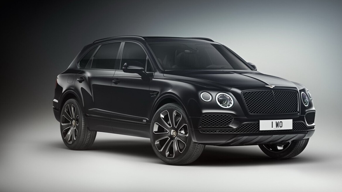 Ποζάροντας με τη Bentley Bentayga V8 «Design Series»