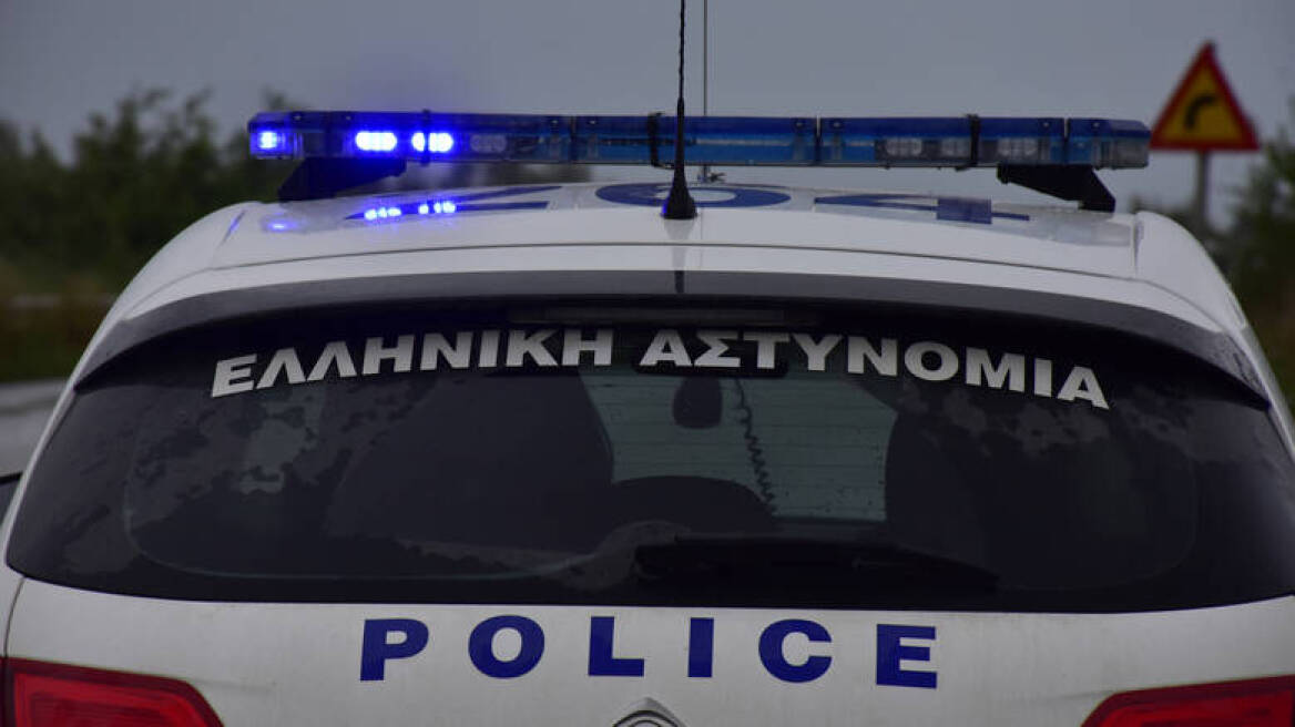 Συνέλαβαν λαθροδιακινητή και παράτυπους μετανάστες στο αεροδρόμιο Μακεδονία