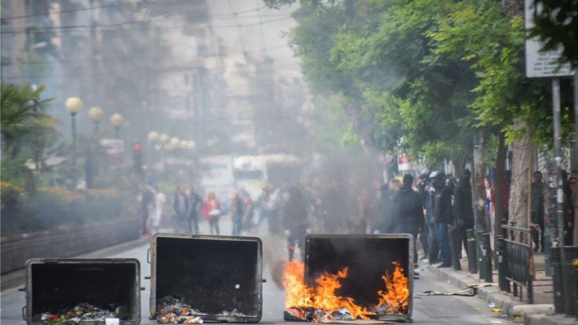  Άδεια Κουφοντίνα: Μπαράζ επιθέσεων από αντιεξουσιαστές