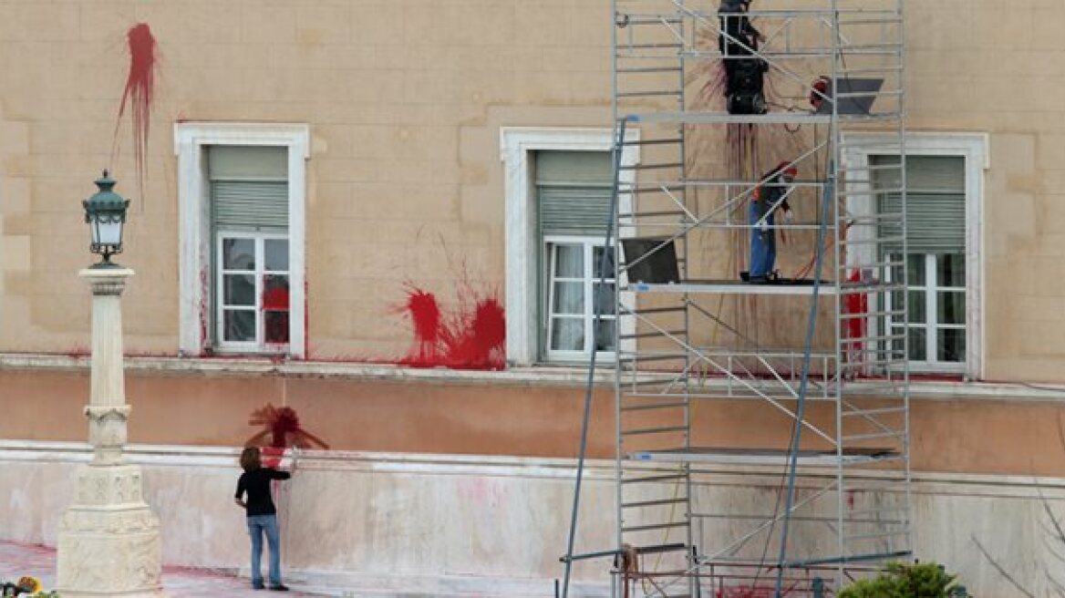 Ρουβίκωνας: Απειλές για νέες επιθέσεις 