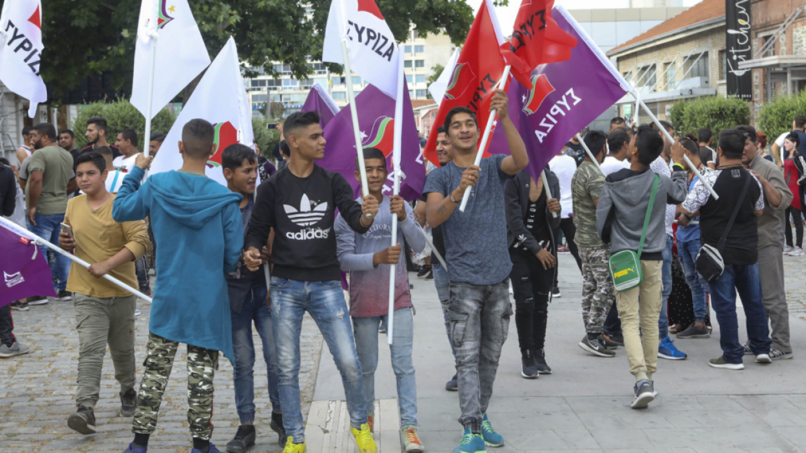 Τσίπρας στη Θεσσαλονίκη: Προσαγωγές και... μεταφερόμενοι Ρομά με λεωφορεία από τα Διαβατά!