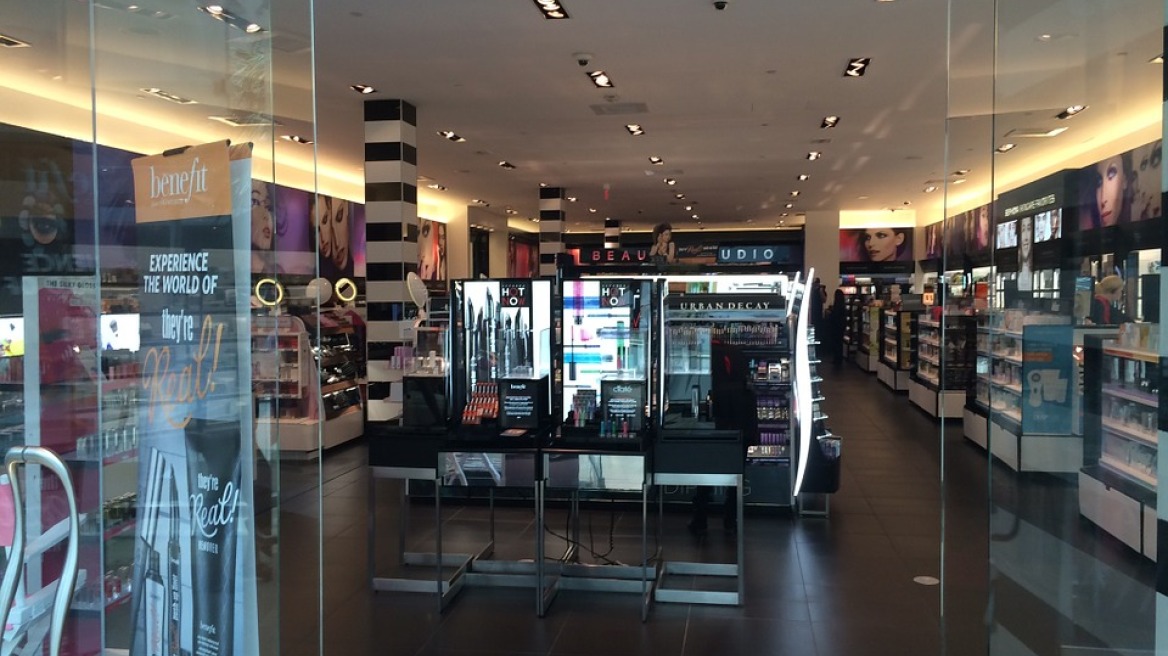 Κλείνουν τα Sephora στις ΗΠΑ για να εκπαιδεύσουν τους υπαλλήλους κατά του ρατσισμού