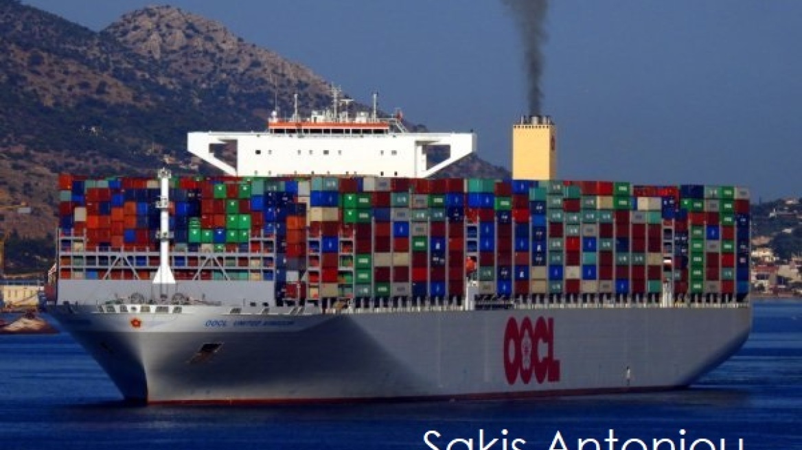 OOCL United Kingdom: Η αναχώρηση του «γίγαντα των θαλασσών» από τον Πειραιά 