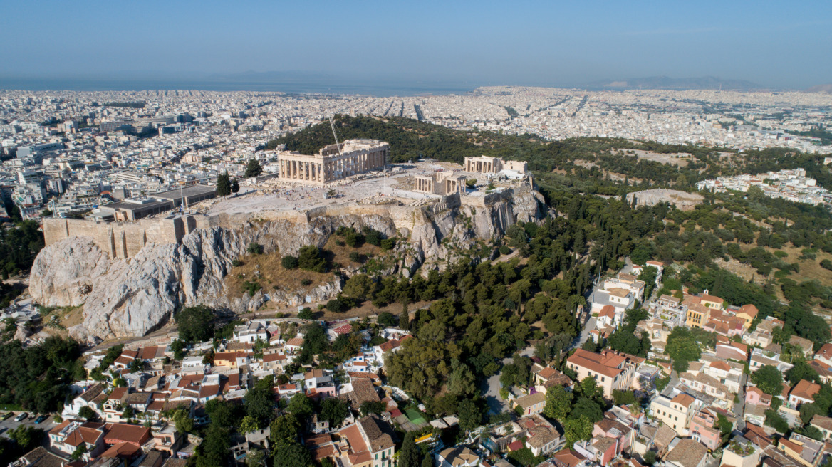 Reuters: Η κλιματική αλλαγή απειλεί την Ακρόπολη