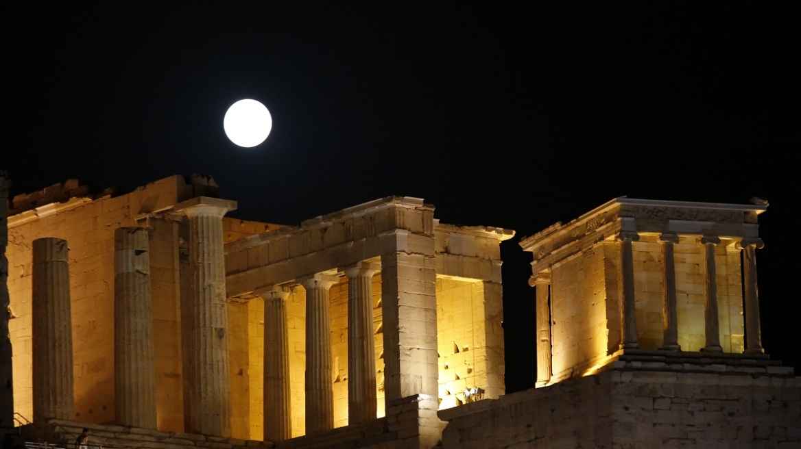 Πανσέληνος του Δεκαπενταύγουστου: 97 αρχαιολογικοί χώροι ανοιχτοί για το κοινό 