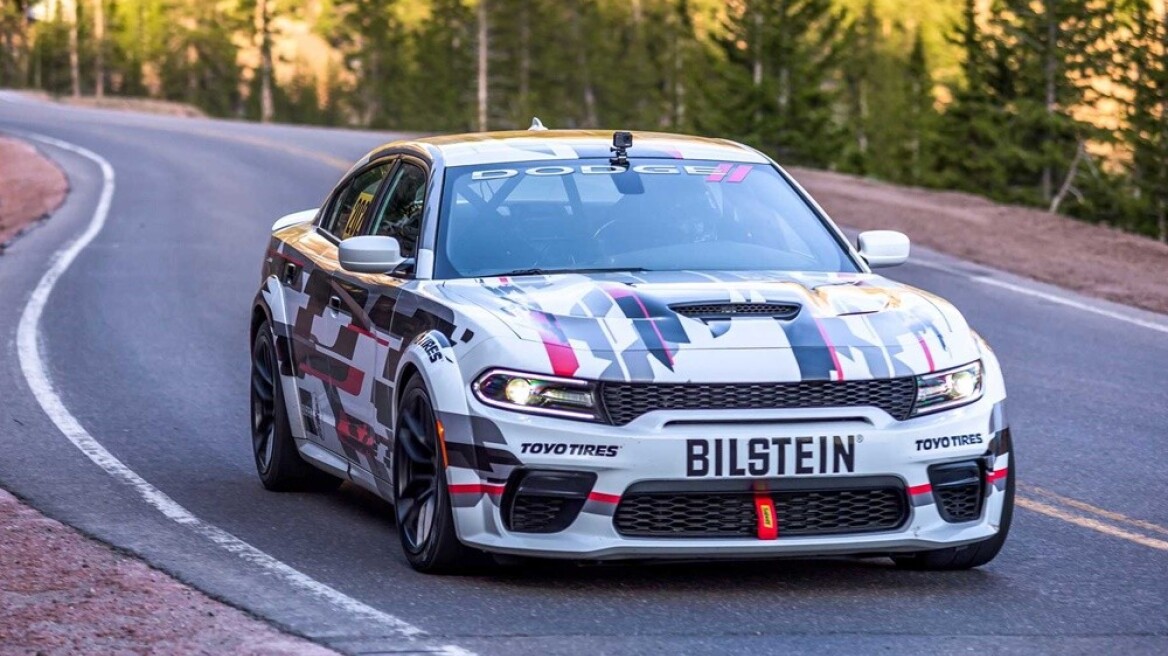 Το Dodge Charger Hellcat Widebody Concept στο Pikes Peak