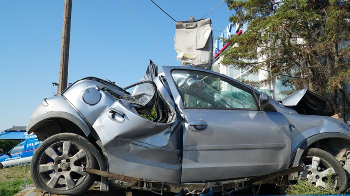 Τροχαίο στη Λάρισα: Δύο χρόνια μετά τον αδελφό της έφυγε η 19χρονη Ελένη