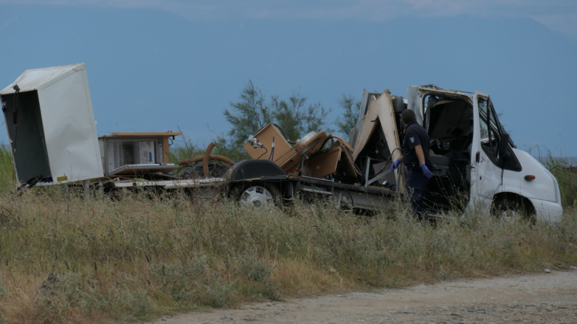 Χαλκιδική: Πάνω από 100 χλμ. οι άνεμοι - 6 νεκροί, ένας αγνοούμενος και μία γυναίκα δίνει μάχη για τη ζωή