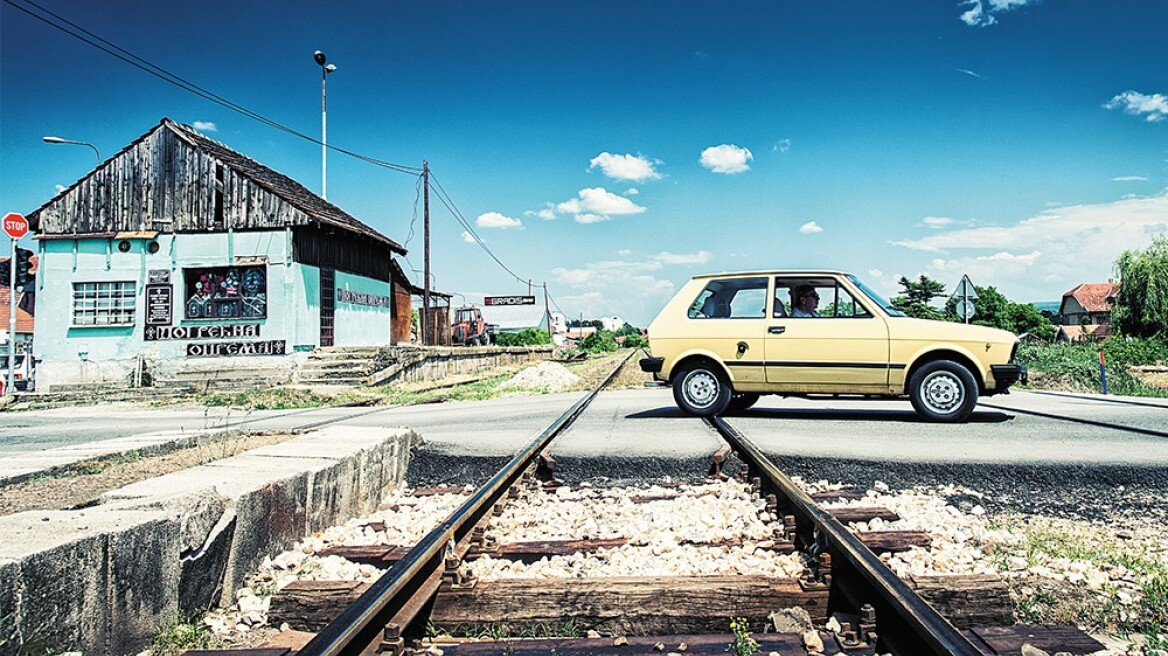 Το CAR κάνει 1.300km με Zastava Yugo χωρίς... κλιματισμό