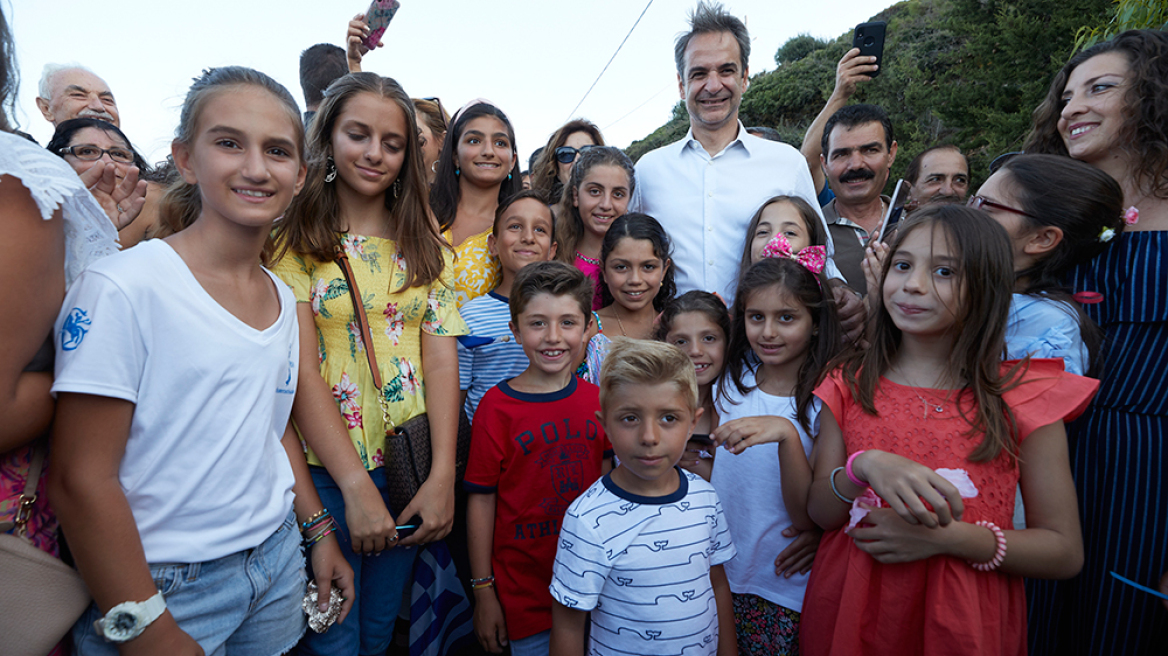 Κυριάκος Μητσοτάκης στην Κάρπαθο: Ήρθε η σειρά της γενιάς μας να γράψει τη δική της ιστορία