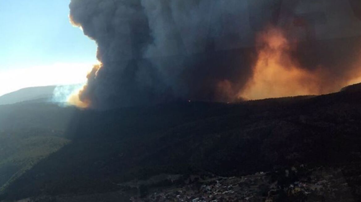 Meteo: Έτσι θα κινηθεί η πυρκαγιά στην Εύβοια τις επόμενες ώρες