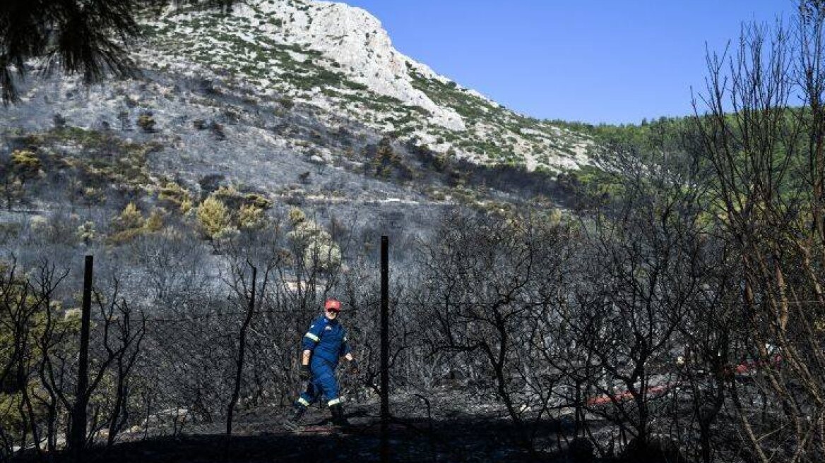 Υπό μερικό έλεγχο η πυρκαγιά στον Υμηττό