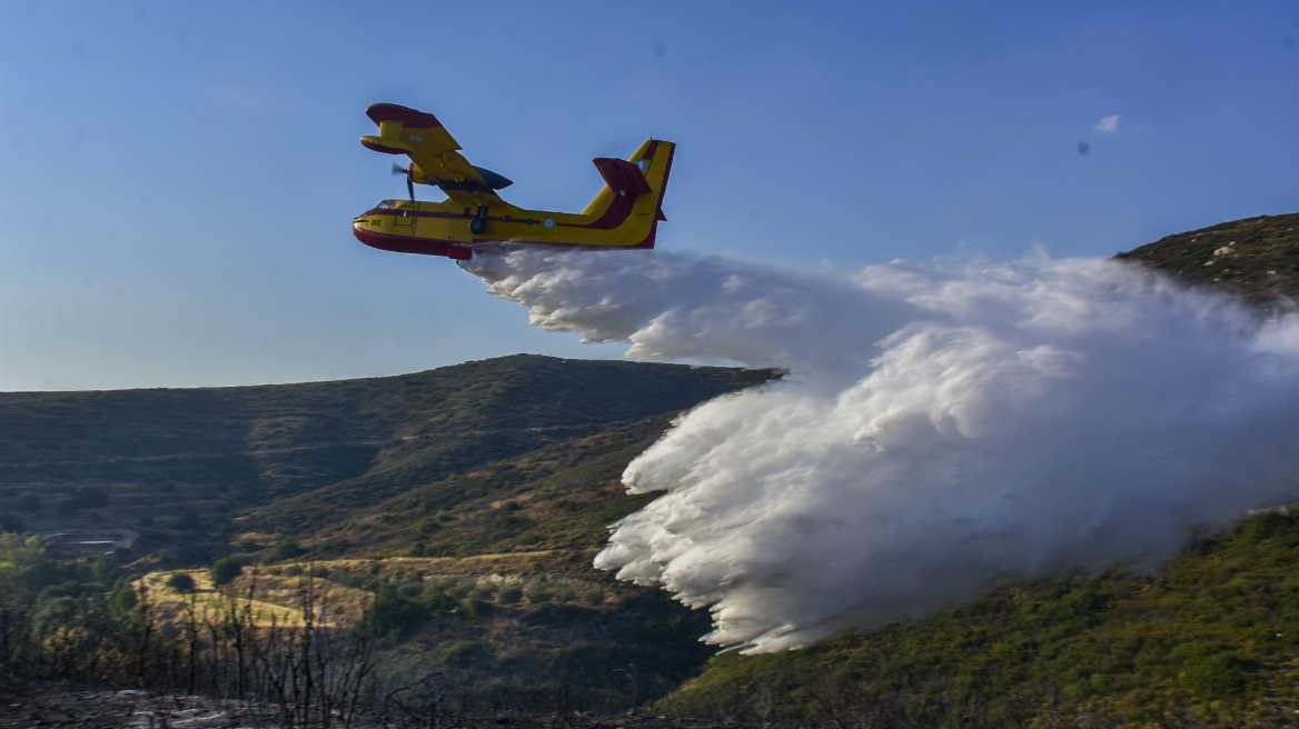 Φωτιά στην Εύβοια: Στην Ελλάδα τα δύο ιταλικά αεροσκάφη - Εμπλοκή με τα κροατικά