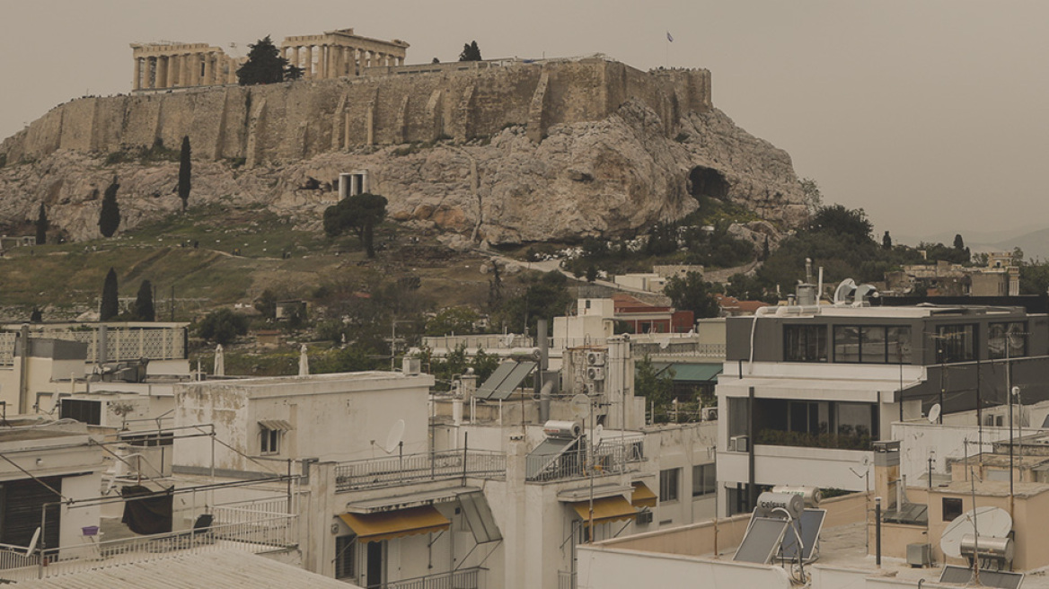 Σε κλοιό μικροσωματιδίων η Αττική - Πότε θα καθαρίσει η ατμόσφαιρα