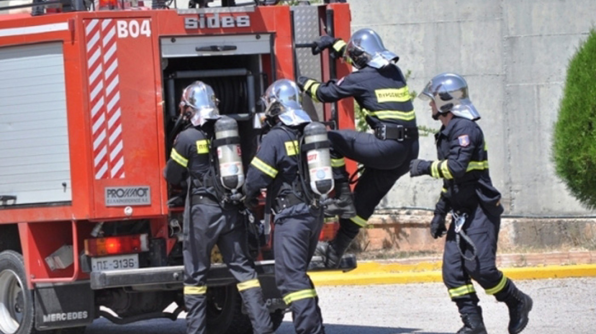 Τραγωδία στην Πάτρα: 29χρονος νεκρός μετά από φωτιά σε διπλοκατοικία