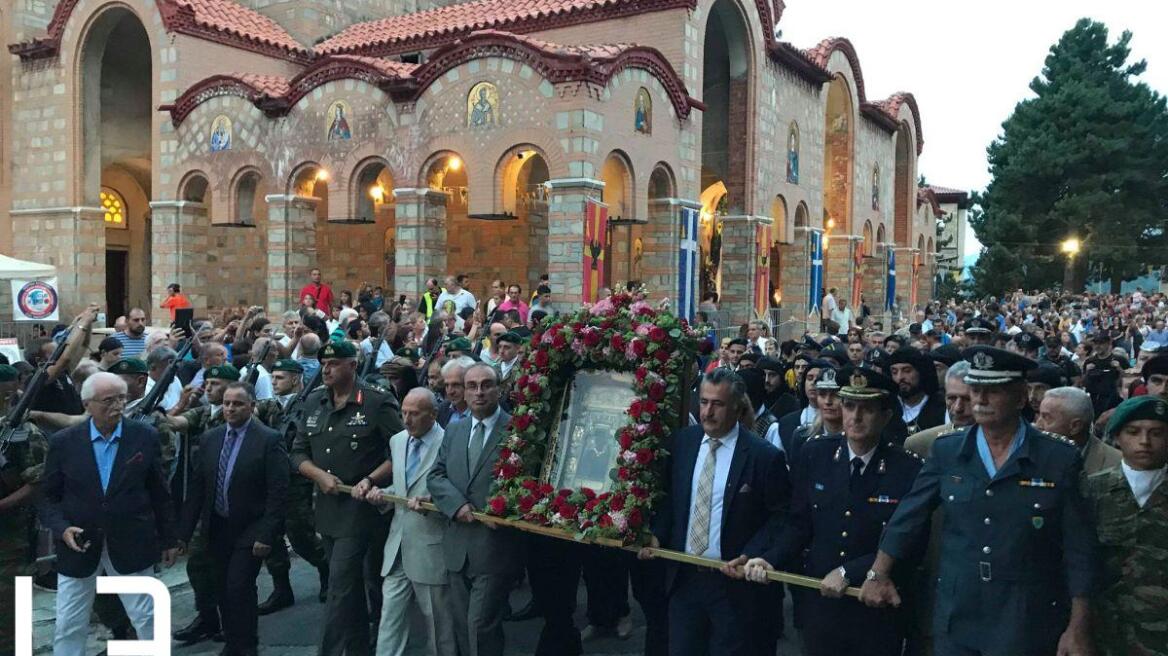 Παναγία Σουμελά στο Βέρμιο: Χιλιάδες κόσμου στον εσπερινό 