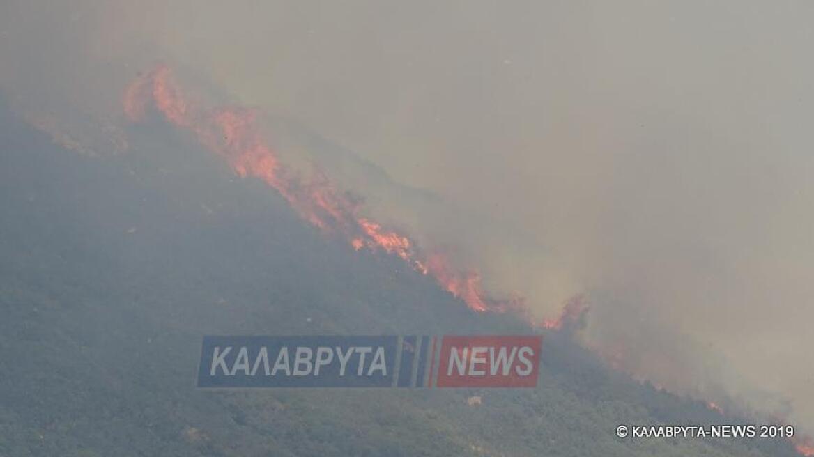 Φωτιές σε Καλάβρυτα, Κέρκυρα, Φάρσαλα και Άσπρα Σπίτια