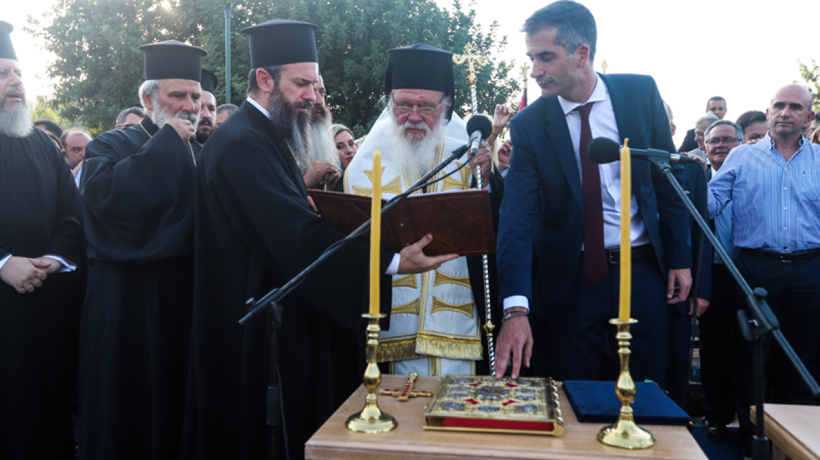 Ορκίστηκε δήμαρχος ο Κώστας Μπακογιάννης: Θα είμαι υπηρέτης των Αθηναίων