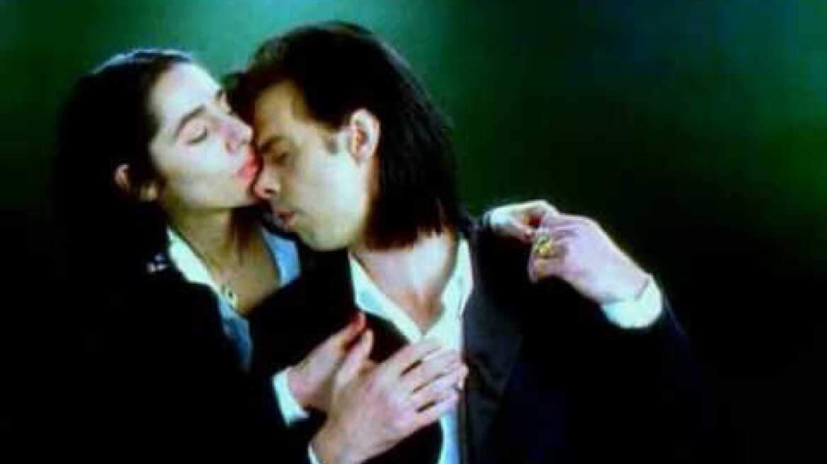 Nick Cave: Όταν η PJ Harvey μου είπε να χωρίσουμε, πήγε να μου πέσει η σύριγγα από τα χέρια