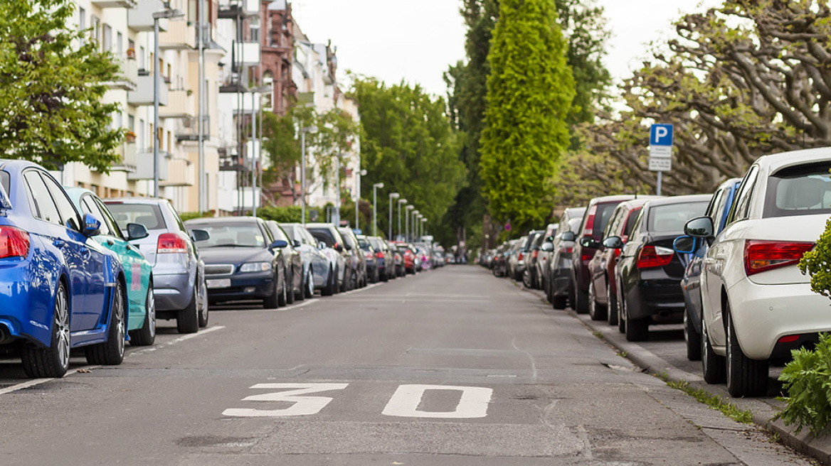 Η Bosch κάνει την ανεύρεση parking παιχνιδάκι