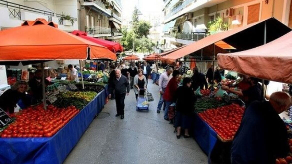 Αγία Παρασκευή: Άγριος καβγάς μεταξύ παραγωγών σε λαϊκή - Δάγκωσαν και έκοψαν αυτί