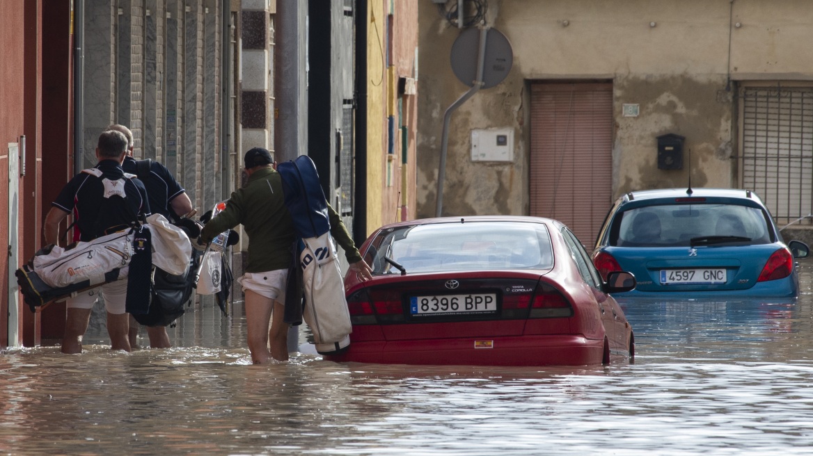 Ισπανία: Και πέμπτος νεκρός από τις καταρρακτώδεις βροχές