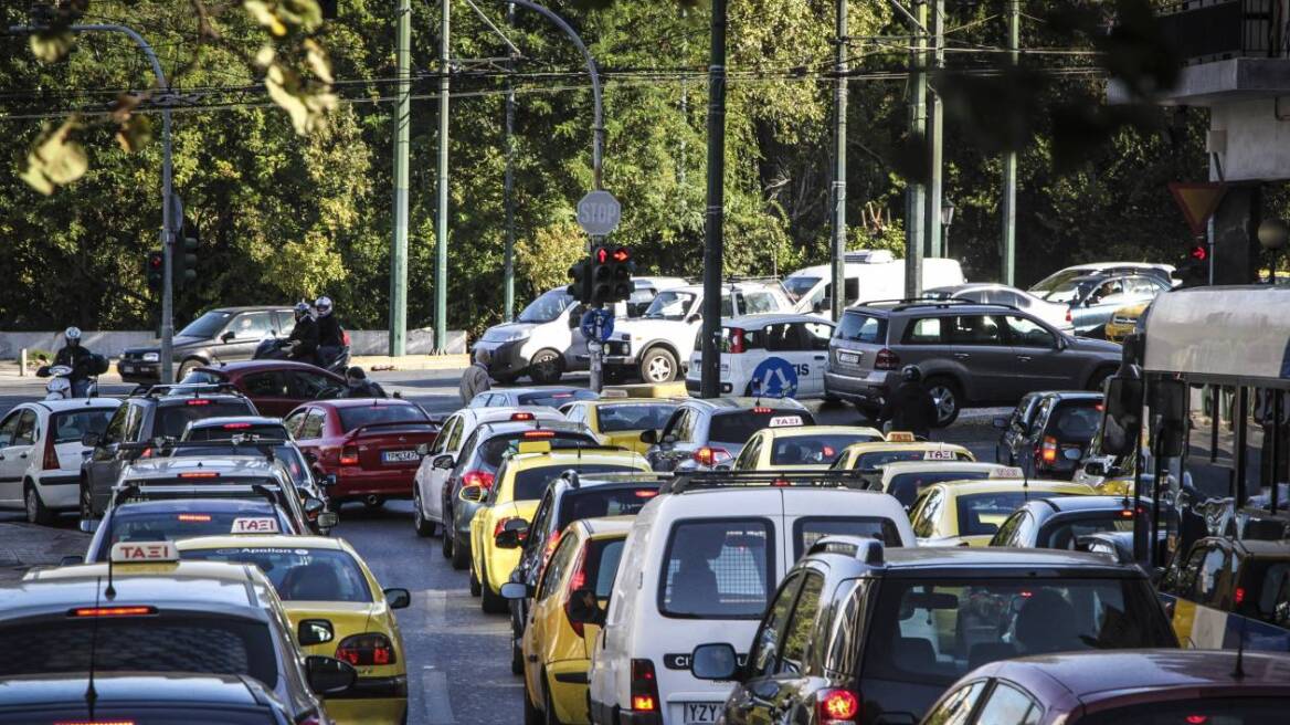 Κίνηση τώρα: Άνοιξε η λεωφόρος Βεΐκου στο Γαλάτσι 