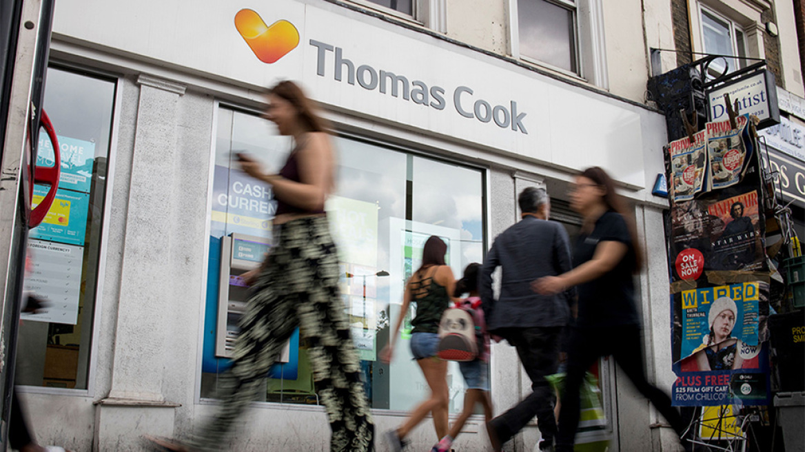 Η Thomas Cook χρεοκόπησε - Ξεκινά τεράστια επιχείρηση επαναπατρισμού 600.000 τουριστών