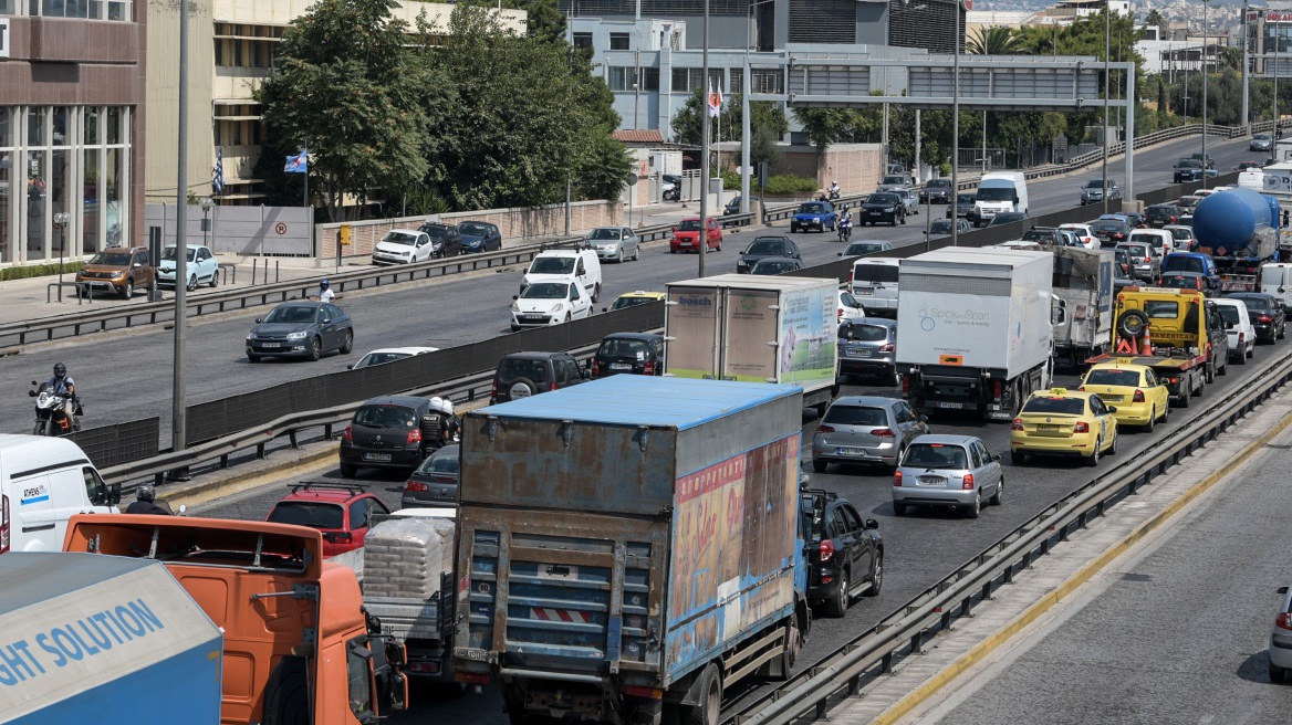 Ομαλοποιήθηκε η κατάσταση στον Κηφισό μετά το τροχαίο