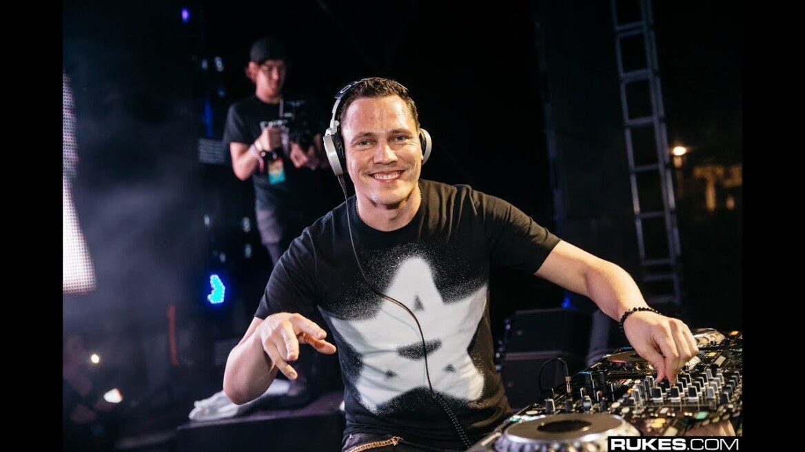 Παντρεύτηκε ο DJ Tiesto