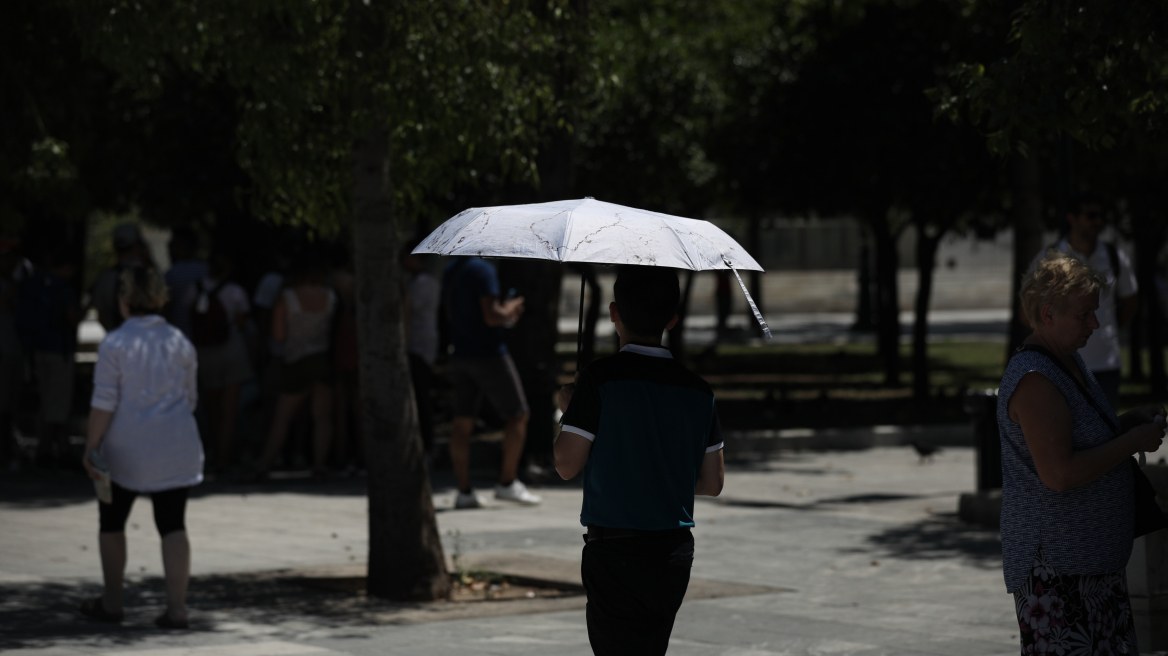 Καμπανάκι κινδύνου από τον Ζερεφό: Σε λίγο θα έχουμε καύσωνα κάθε χρόνο