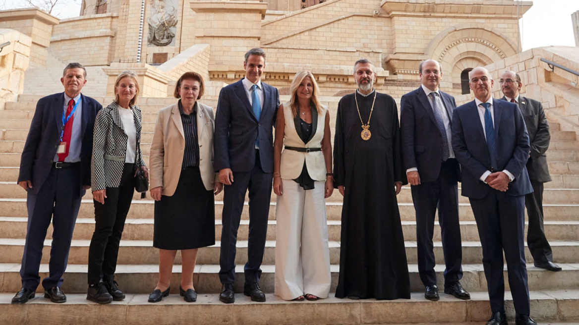 Φωτογραφίες: Στην Ιερά Μονή του Αγίου Γεωργίου στο Κάιρο ο πρωθυπουργός