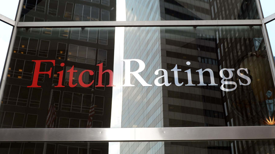 Fitch: Θετική αξιολόγηση του σχεδίου «Ηρακλής» για τα κόκκινα δάνεια