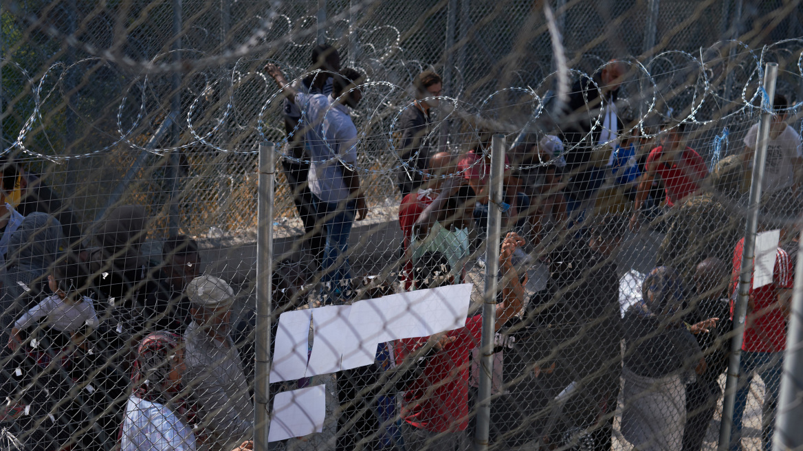 Διεθνή ΜΜΕ για Σάμο: Η Ελλάδα αγωνίζεται με τη μεγαλύτερη αναζωπύρωση προσφυγικών ροών