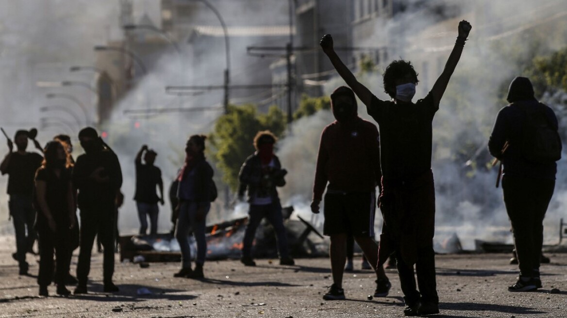 Χιλή: Στους 11 οι νέκροι από τα βίαια επεισόδια 