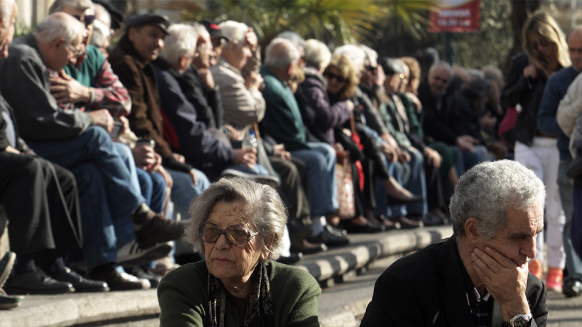 Συντάξεις: Αυξήσεις με το νέο ασφαλιστικό για κύριες και επικουρικές