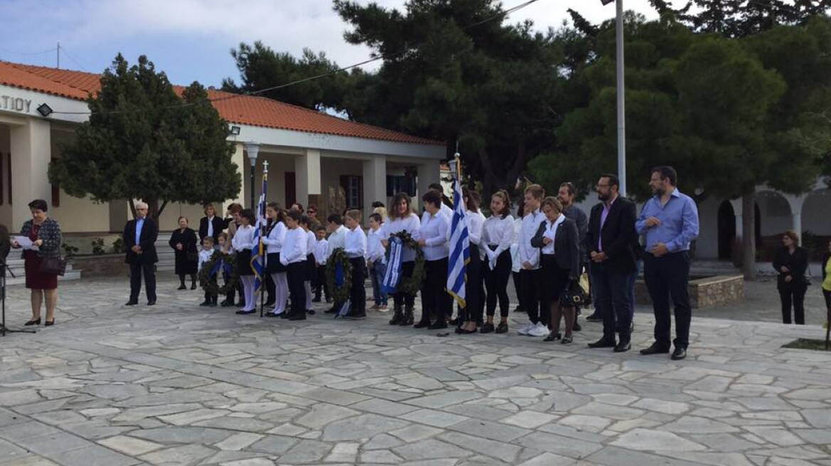 Παρέλαση: Συγκίνησαν οι μικροί ακρίτες στον Άη Στράτη