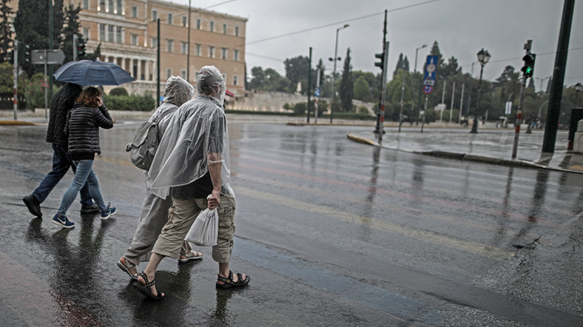 Καιρός: Ισχυρές βροχές στην Αθήνα μετά το μεσημέρι - Πού θα «χτυπήσει» η κακοκαιρία