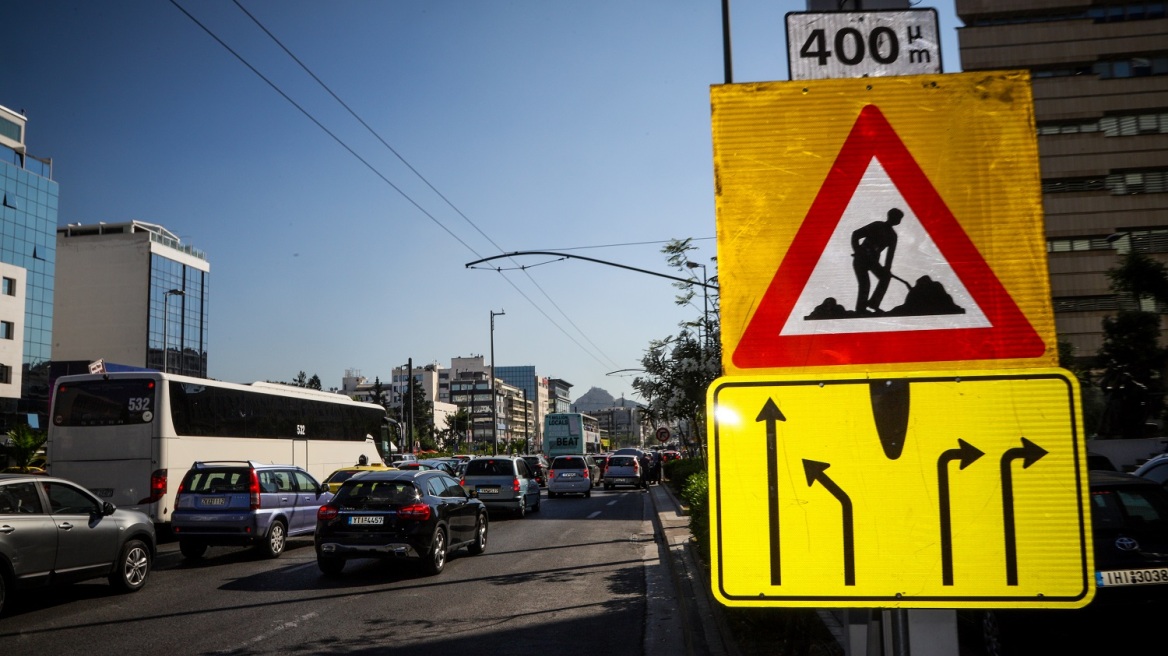 Οδηγοί, προσοχή: Αυτοί είναι οι 127 δρόμοι της Αθήνας που ασφαλτοστρώνονται