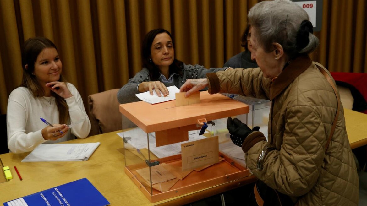 Ισπανία: Στο 38% η συμμετοχή στις βουλευτικές εκλογές