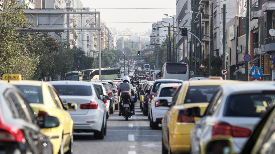 Η Αθήνα είναι η 90η χειρότερη πόλη για να οδηγεί κανείς