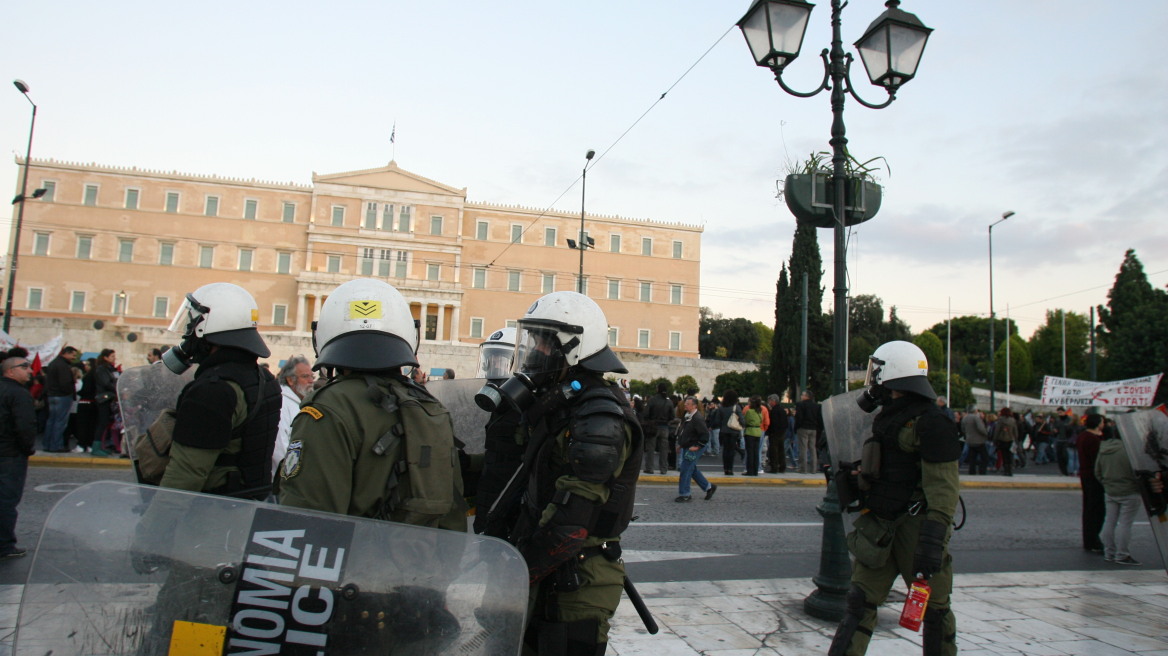 Επέτειος Πολυτεχνείου: Αυστηρά μέτρα ασφαλείας με 5.000 αστυνομικούς, drones και ελικόπτερο