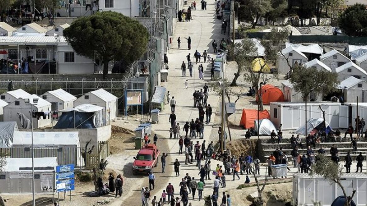 Μετανάστης κυκλοφορούσε με μαχαίρι στη Μόρια