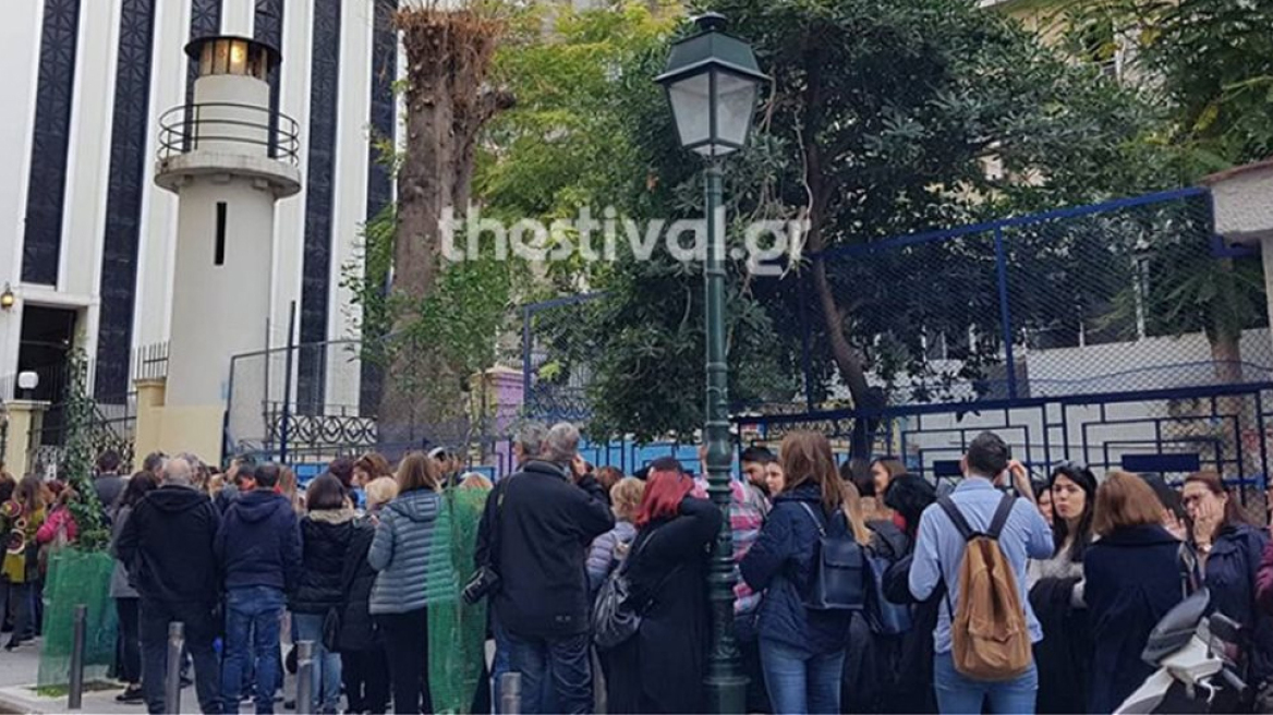 Θεσσαλονίκη: Κοσμοσυρροή για μια ξενάγηση στο «σπίτι» των Μασόνων!